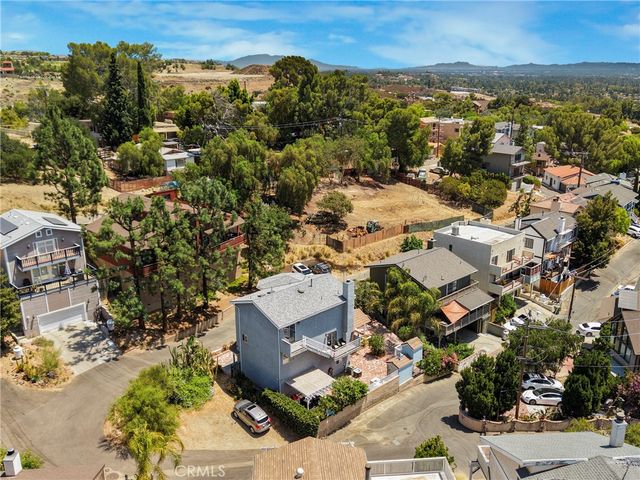 21492 Arapahoe Trail, Chatsworth, CA 91311