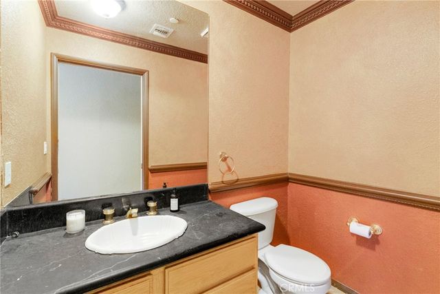 21492 Arapahoe Trail, Chatsworth, CA 91311