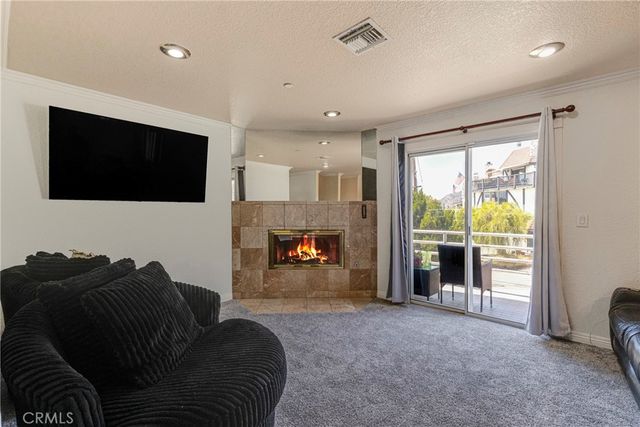 21492 Arapahoe Trail, Chatsworth, CA 91311