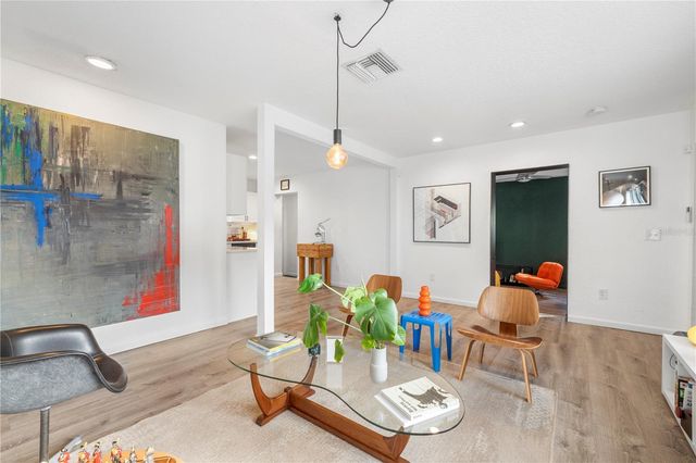 3018 E JEAN STREET, Tampa, FL 33610