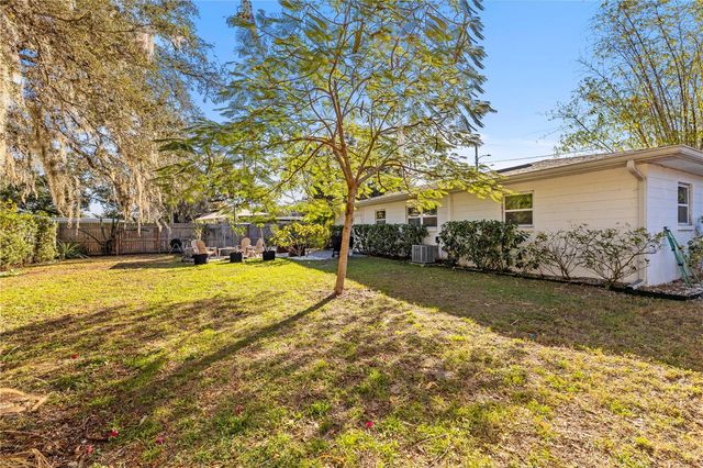 3018 E JEAN STREET, Tampa, FL 33610