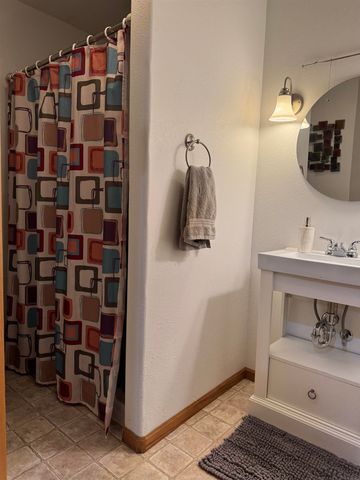 1113 Amelia Dr Unit 1, Cedar Falls, IA 50613