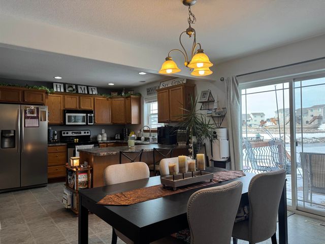 1113 Amelia Dr Unit 1, Cedar Falls, IA 50613