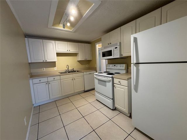 359 CHAUCER COURT, Lake Mary, FL 32746