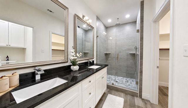 900 Marcellus Court, Arlington, TX 76011