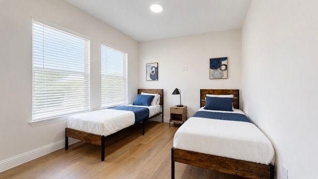 900 Marcellus Court, Arlington, TX 76011