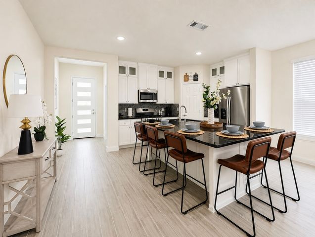 900 Marcellus Court, Arlington, TX 76011