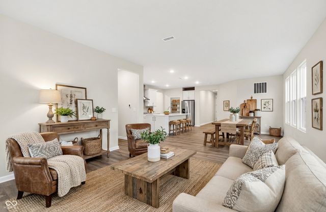 13316 Roundtop Road, Noblesville, IN 46060