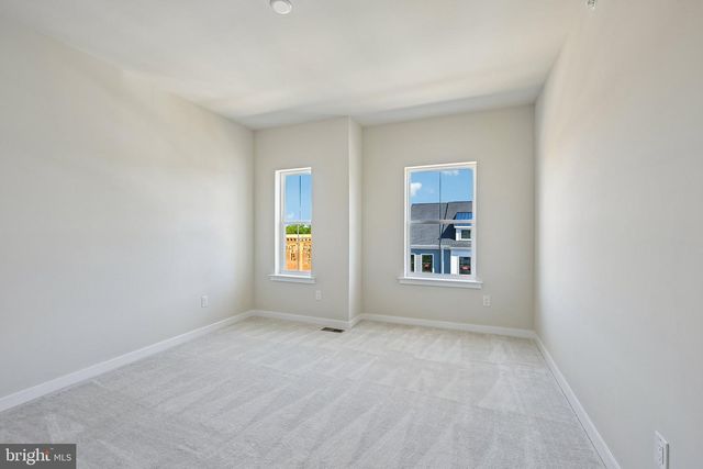145 RIVER TRAIL CIR, King Of Prussia, PA 19406