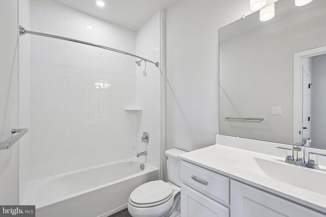 145 RIVER TRAIL CIR, King Of Prussia, PA 19406