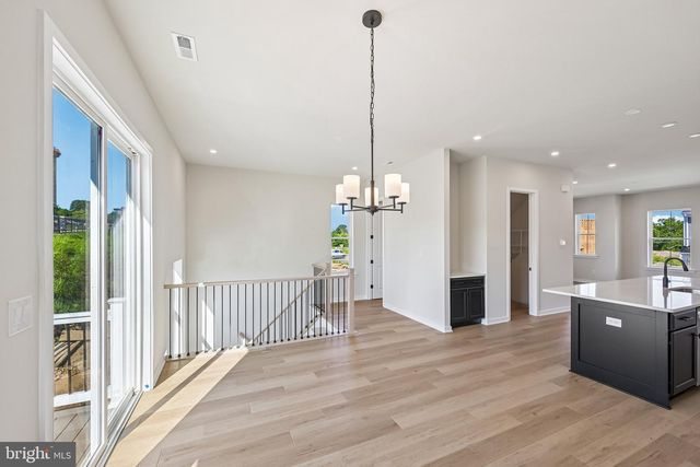 145 RIVER TRAIL CIR, King Of Prussia, PA 19406