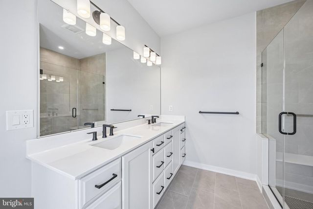 145 RIVER TRAIL CIR, King Of Prussia, PA 19406