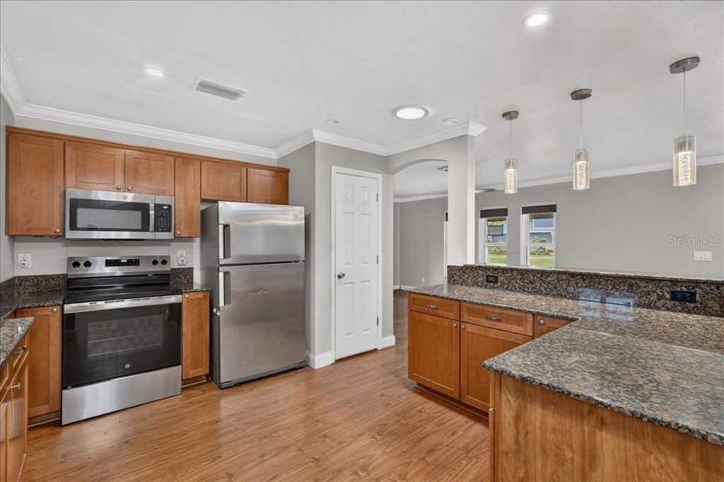 Image 11 of property listing at 1221 E LIME STREET, Tarpon Springs, FL 34689