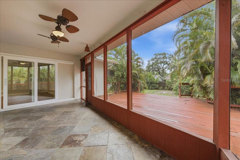 Image 35 of property listing at 1221 E LIME STREET, Tarpon Springs, FL 34689