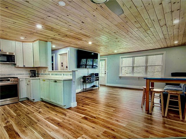 62 Biscuit City Road, Charlestown, RI 02813