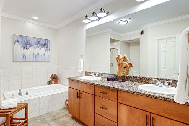 3404 American DR 2106, Lago Vista, TX 78645