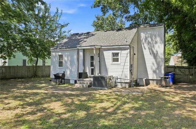 6383 Dove ST, Norfolk, VA 23513