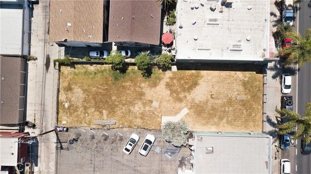 2044 Pacific Avenue, Long Beach, CA 90806