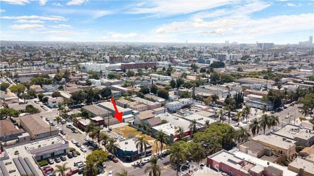 2044 Pacific Avenue, Long Beach, CA 90806