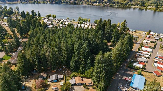 4027 Dent Road SW, Olympia, WA 98512