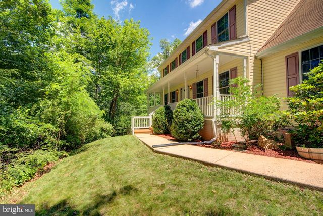 228 WARNER LN, Hedgesville, WV 25427