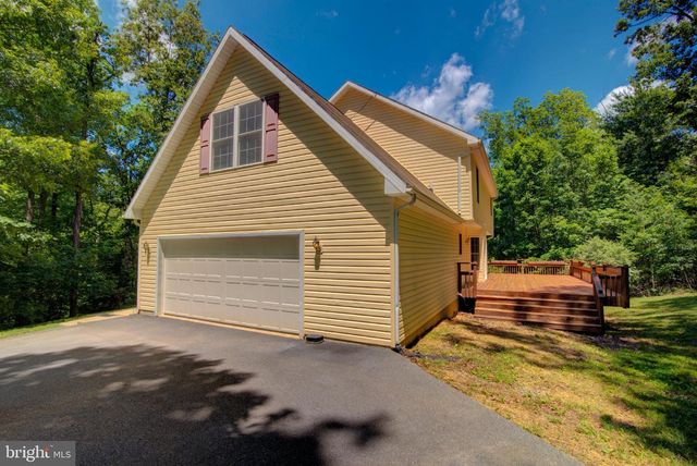 228 WARNER LN, Hedgesville, WV 25427