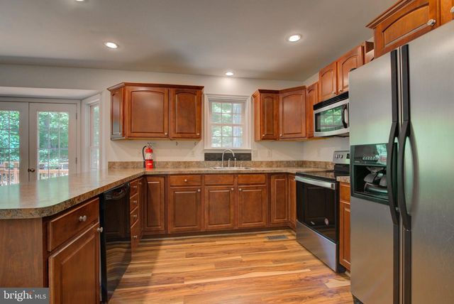 228 WARNER LN, Hedgesville, WV 25427