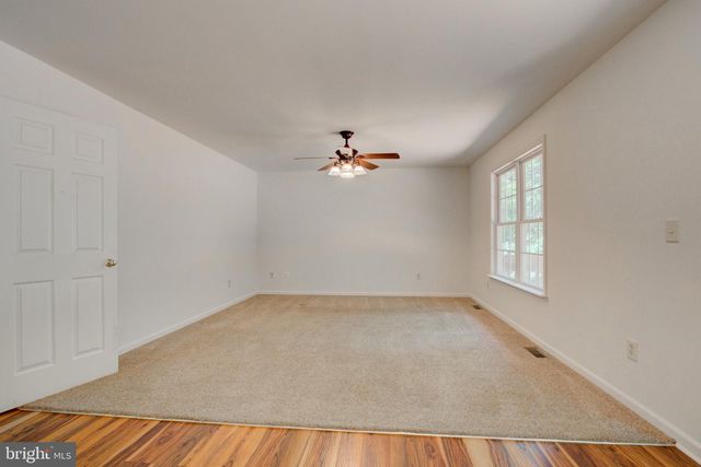 228 WARNER LN, Hedgesville, WV 25427