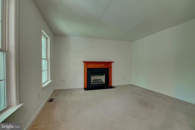 228 WARNER LN, Hedgesville, WV 25427