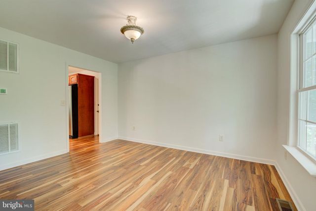 228 WARNER LN, Hedgesville, WV 25427