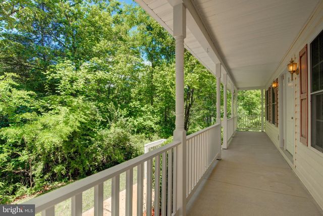 228 WARNER LN, Hedgesville, WV 25427