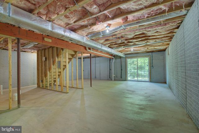 228 WARNER LN, Hedgesville, WV 25427