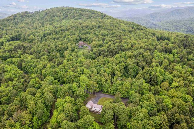 530 West Road, Barnard, VT 05031