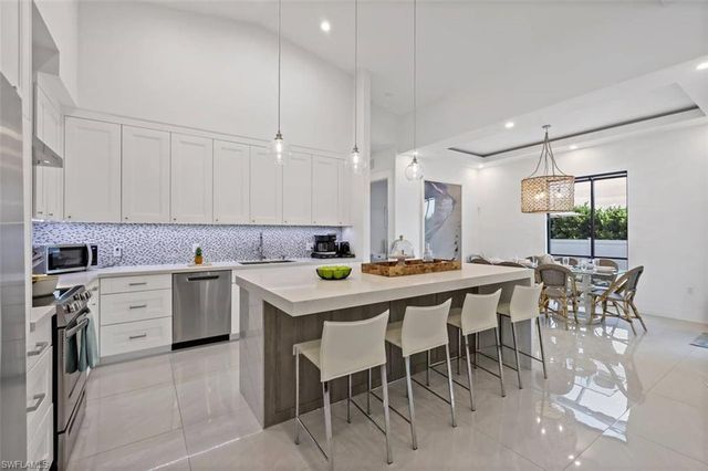 1889 Bahama AVE, Marco Island, FL 34145