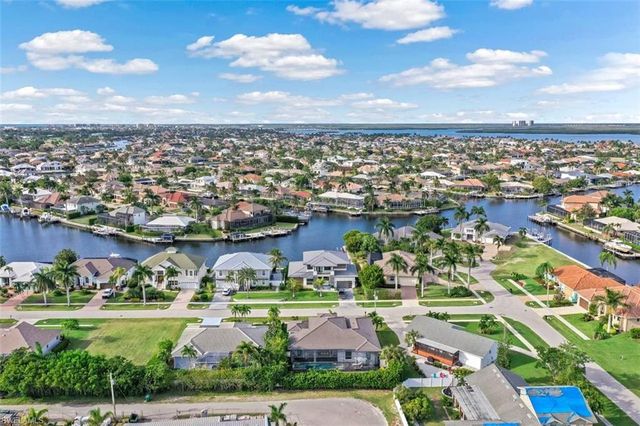 1889 Bahama AVE, Marco Island, FL 34145