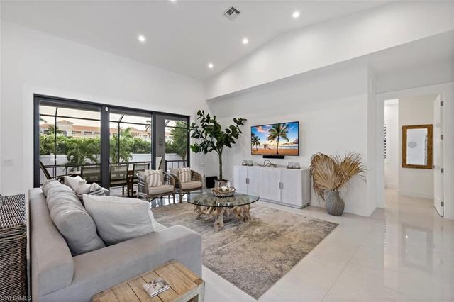 1889 Bahama AVE, Marco Island, FL 34145