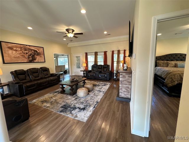 17 Indian Head Circle, Selma, AL 36701