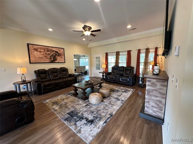 17 Indian Head Circle, Selma, AL 36701