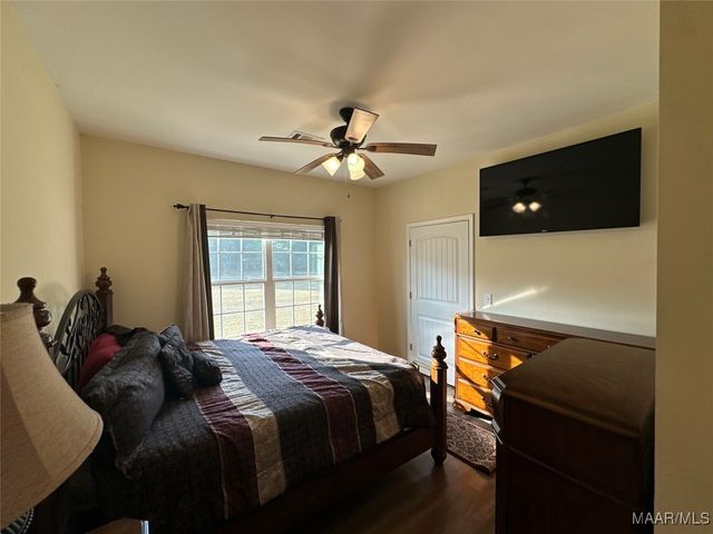 17 Indian Head Circle, Selma, AL 36701