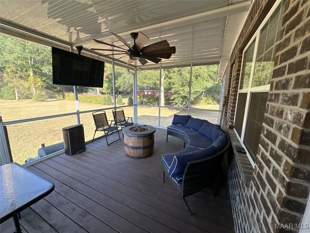 17 Indian Head Circle, Selma, AL 36701