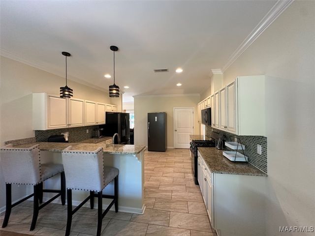 17 Indian Head Circle, Selma, AL 36701