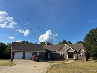 17 Indian Head Circle, Selma, AL 36701
