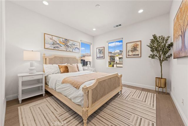 5512 Heritage Oak Drive, Lake Forest, CA 92679