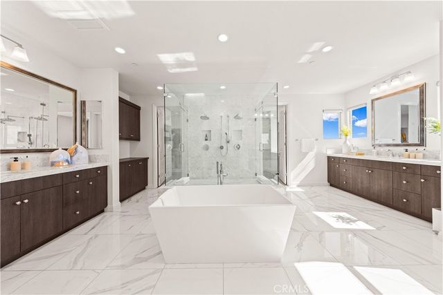 5512 Heritage Oak Drive, Lake Forest, CA 92679