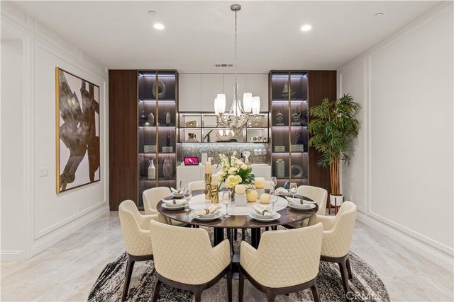 5512 Heritage Oak Drive, Lake Forest, CA 92679