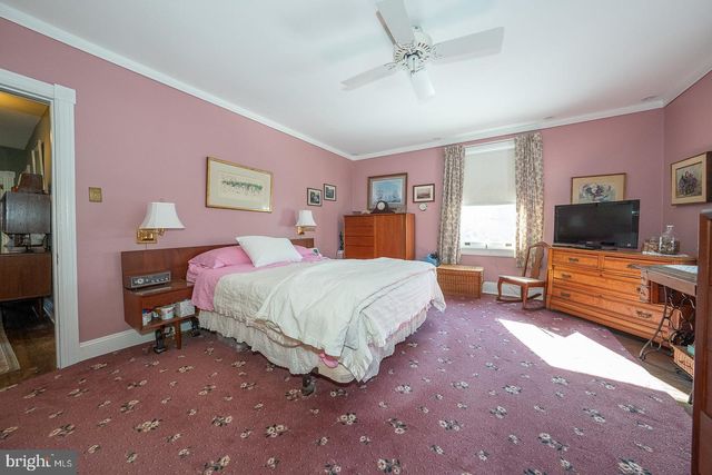 421 MIDLAND AVE, Wayne, PA 19087