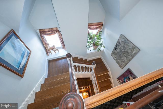 421 MIDLAND AVE, Wayne, PA 19087