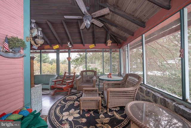 421 MIDLAND AVE, Wayne, PA 19087