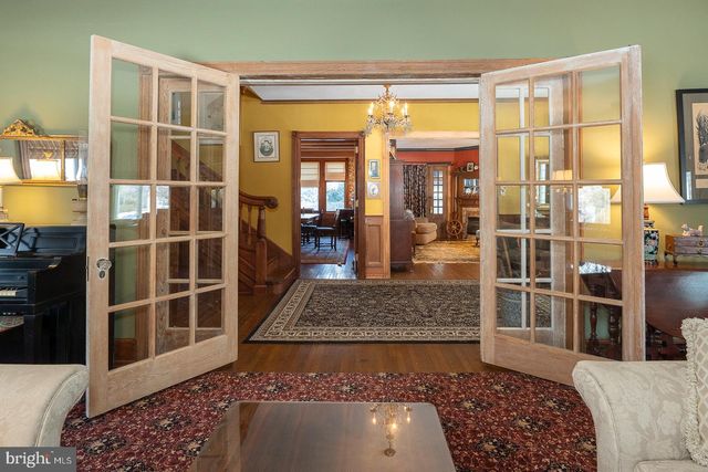 421 MIDLAND AVE, Wayne, PA 19087