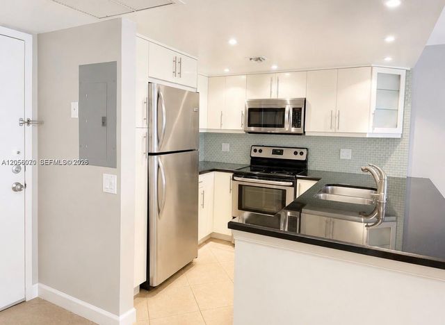 2000 Atlantic Shores Boulevard 316, Hallandale Beach, FL 33009